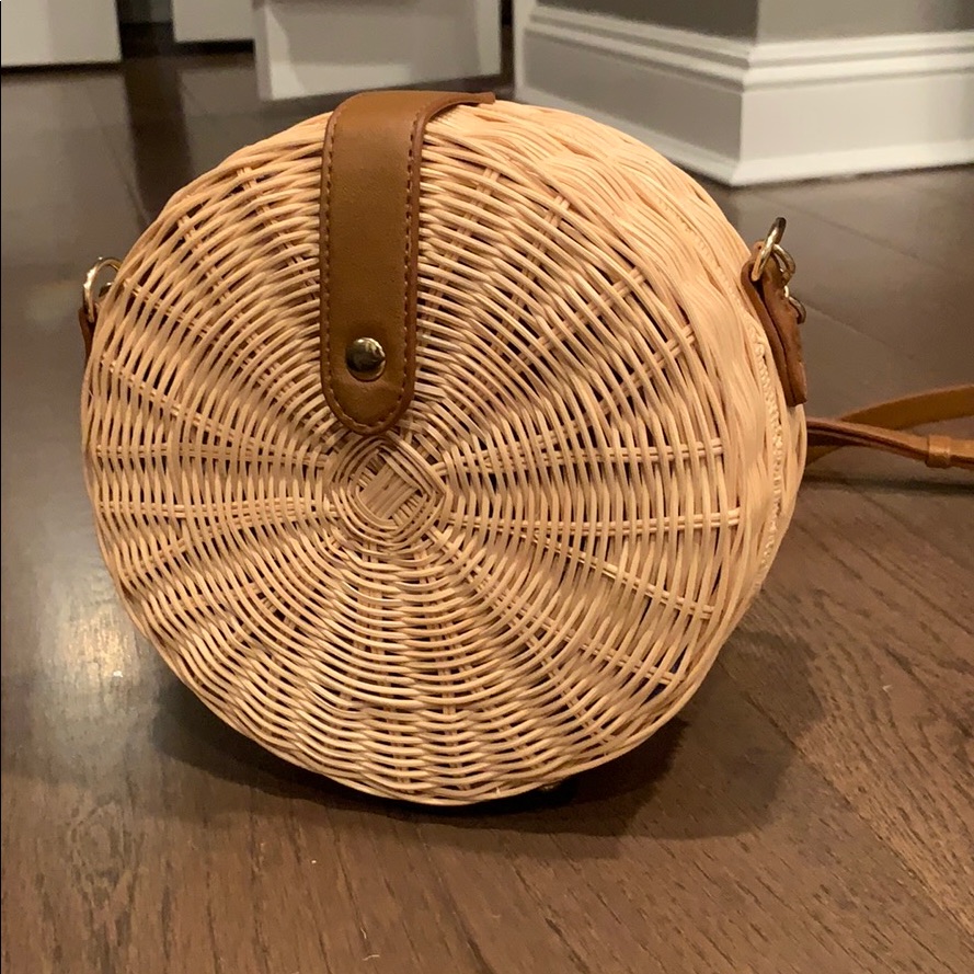 Round Woven Crossbody Bag